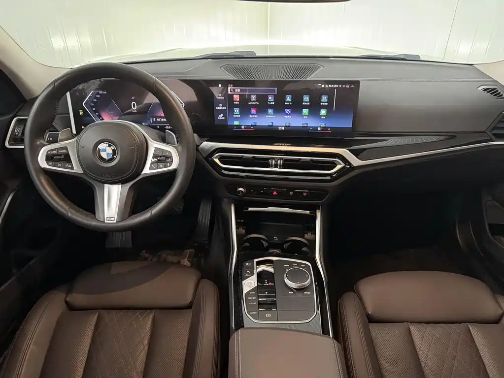 BMW 3 Series 2023 — фото 12