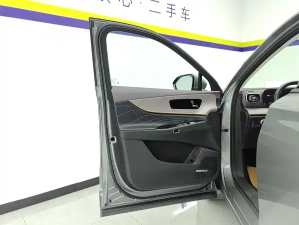 Chery Tiggo 9 C-DM 2025