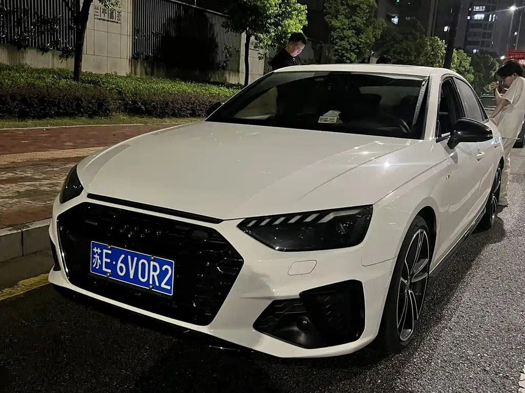 Audi A4L 2025