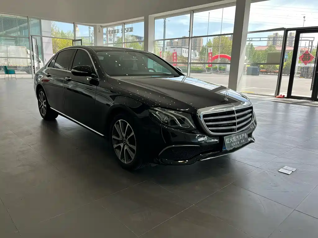 Mercedes-Benz E-Class 2019 — фото 3