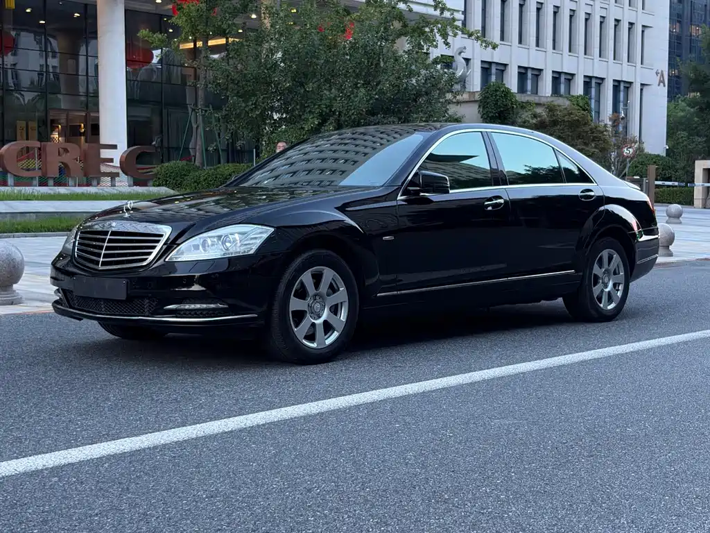 Mercedes-Benz S-Class 2013 — фото 1