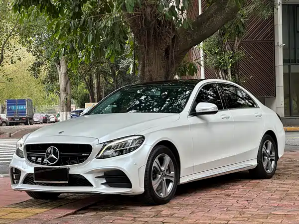 Mercedes-Benz C-Class 2019