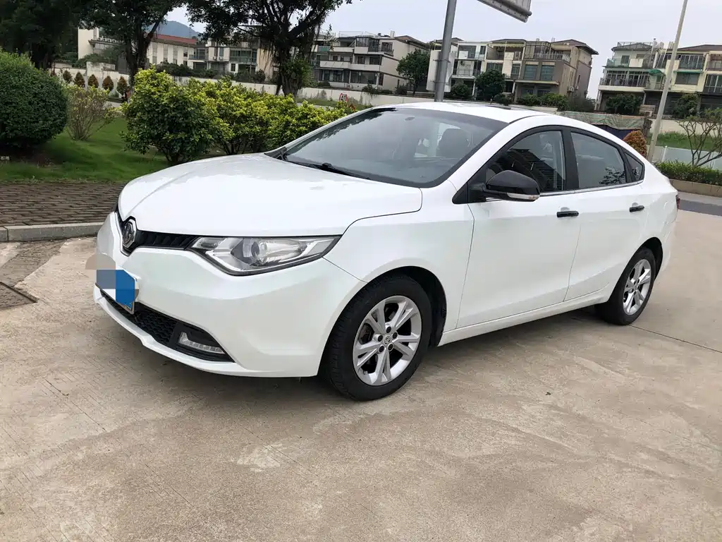 MG GT 2016