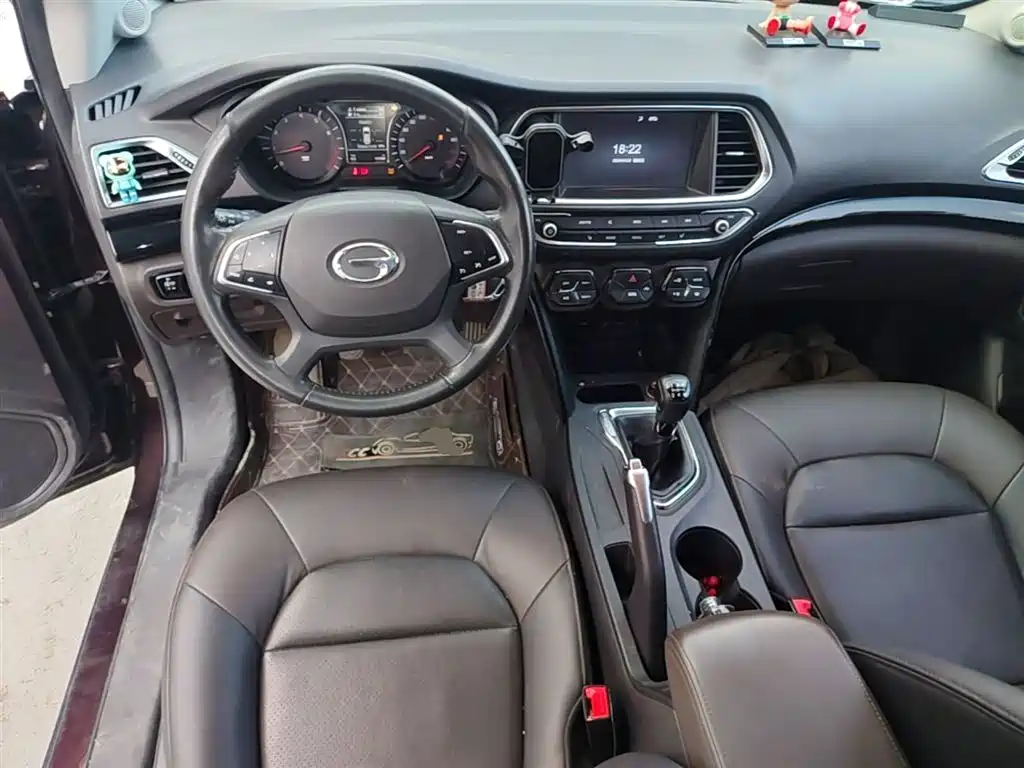 GAC Motor Trumpchi GS4 2015 — фото 10