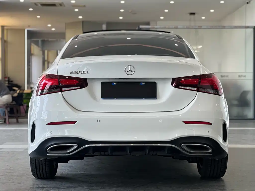 Mercedes-Benz A-Class 2019 — фото 9