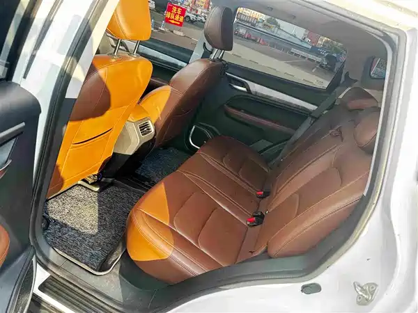 Geely Vision X6 2021