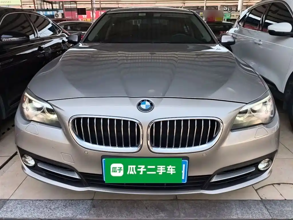 BMW 5 Series 2017 — фото 3