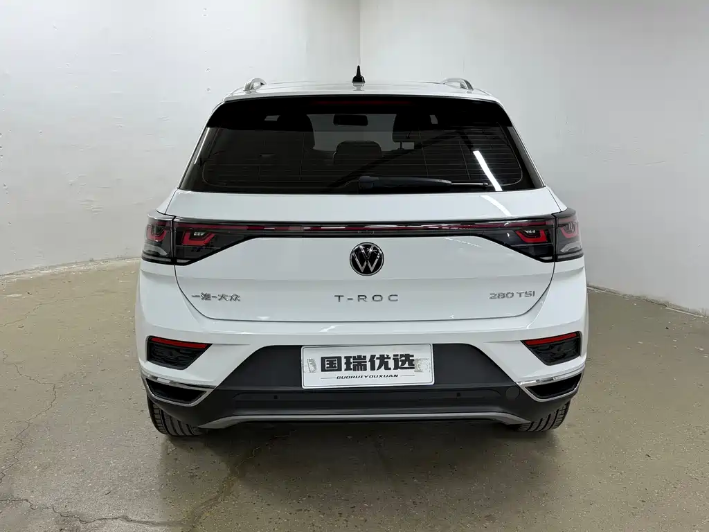 Volkswagen T-Roc 2023 — фото 4