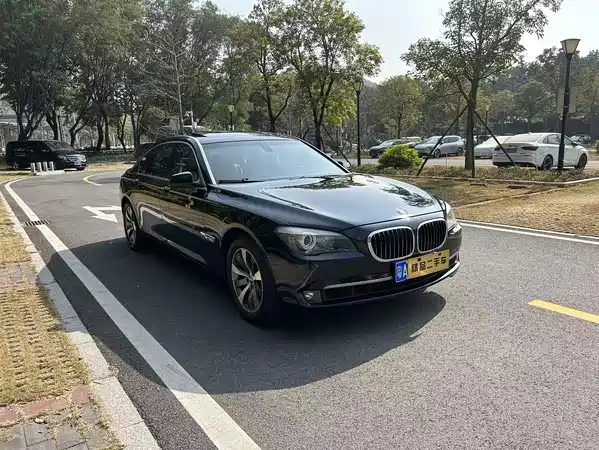 BMW 7 Series 2009