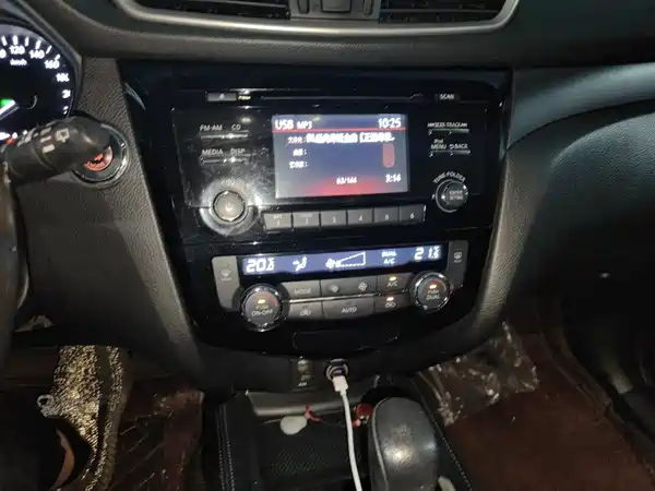 Nissan X-Trail 2014