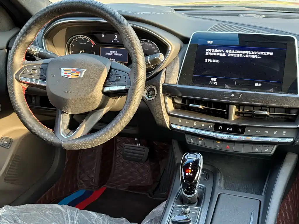 Cadillac CT5 2023 — фото 10