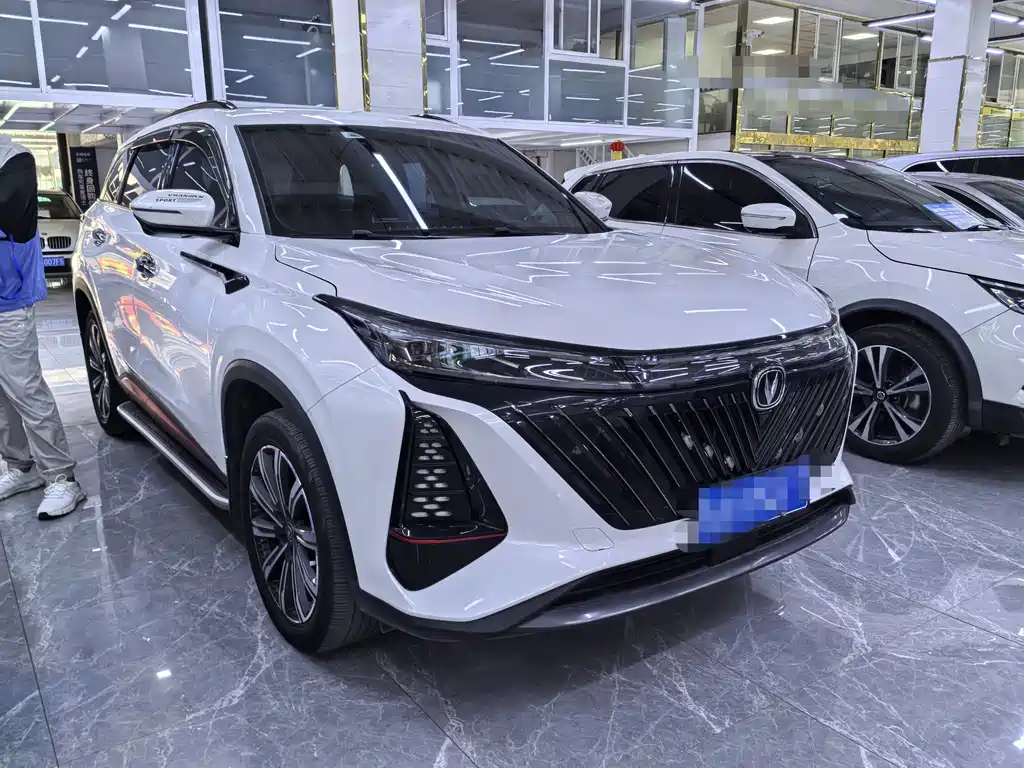 Changan CS75 PLUS 2022 — фото 3