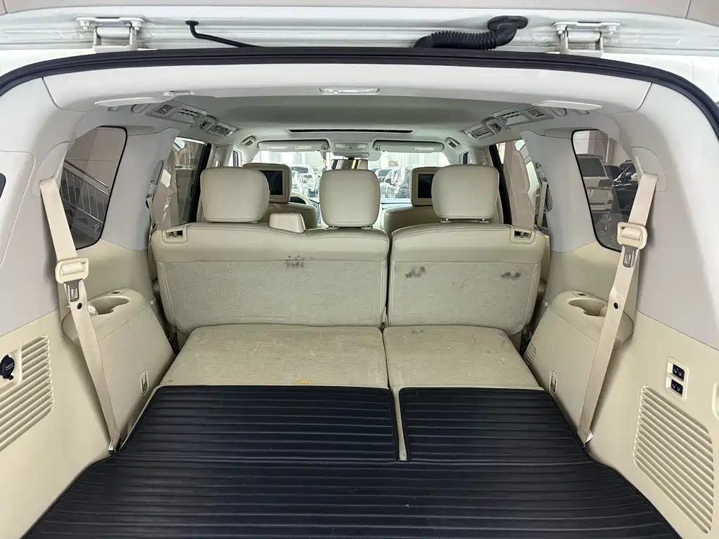 Nissan Patrol 2020 — фото 20