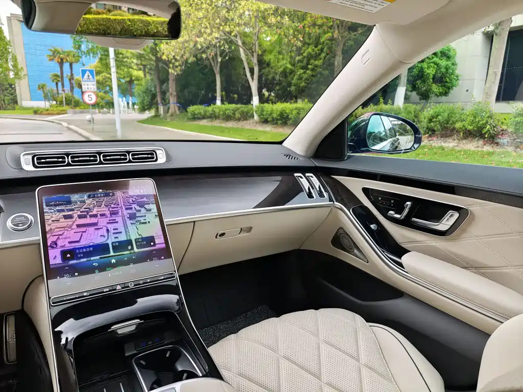 Mercedes-Benz S-Class 2025 — фото 24