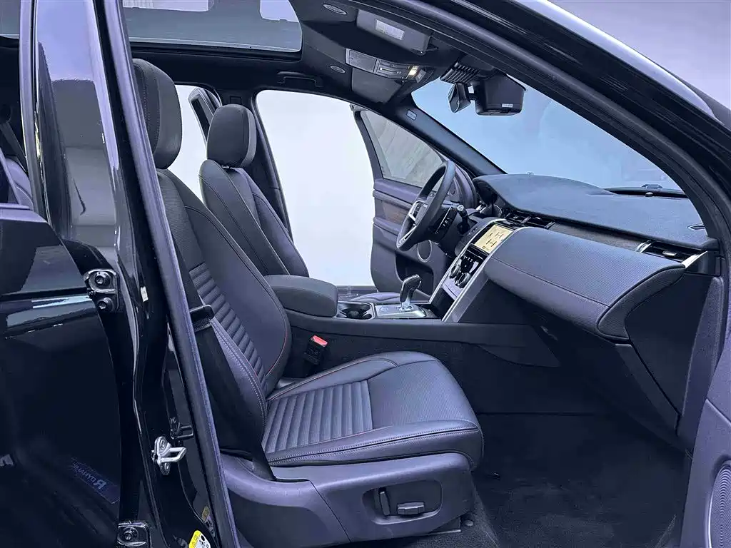 Land Rover Discovery Sport 2022 — фото 10