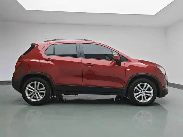 Chevrolet Trax 2016 — фото 14
