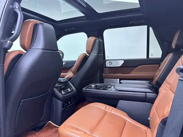 Lincoln Navigator 2020