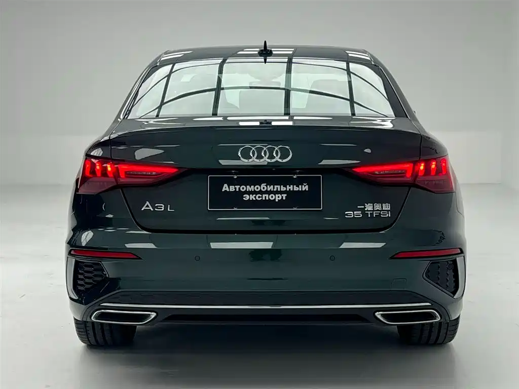 Audi A3 2023 — фото 11