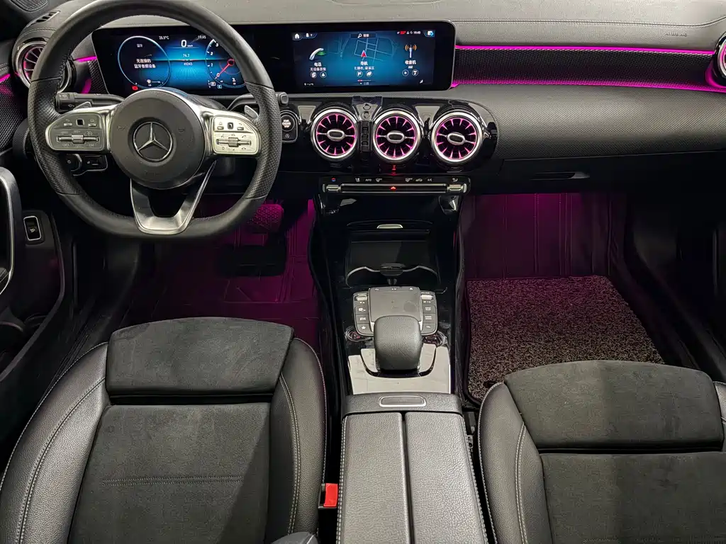 Mercedes-Benz A-Class 2020 — фото 9
