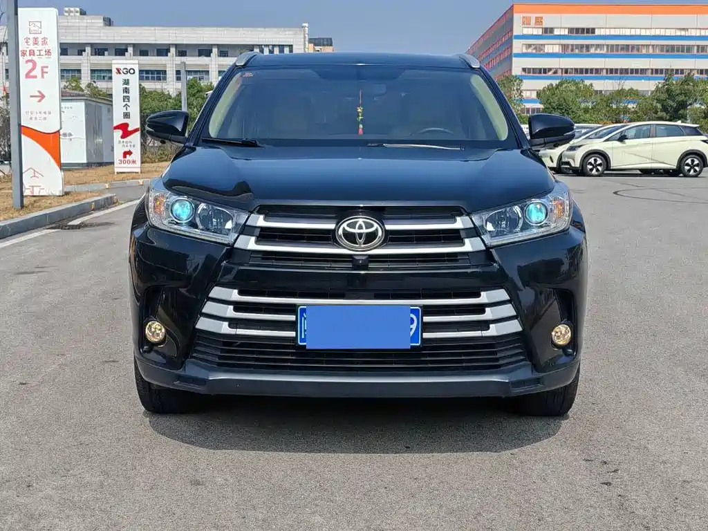Toyota Highlander 2019 — фото 2