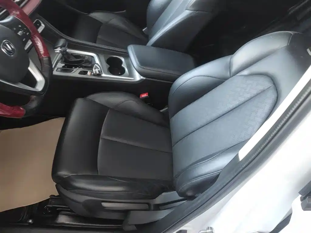 Changan CS55PLUS 2019 — фото 15