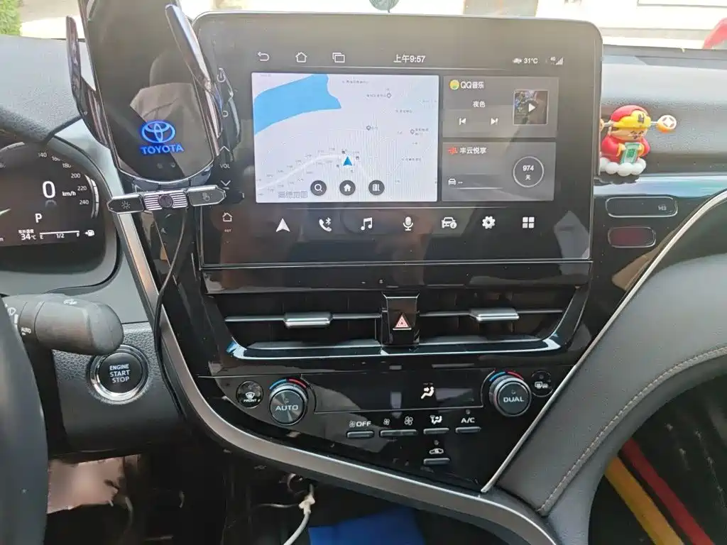 Toyota Camry 2023