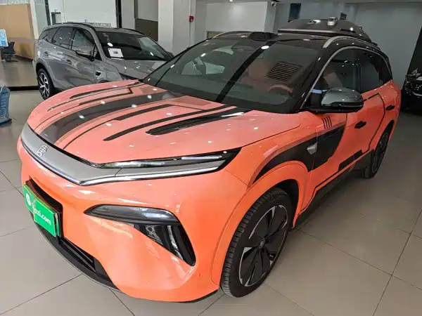 BYD Tang L 2025