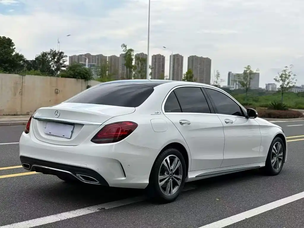 Mercedes-Benz C-Class 2020 — фото 9