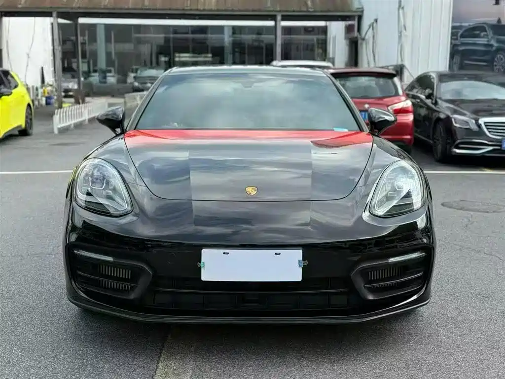 Porsche Panamera 2022 — фото 1