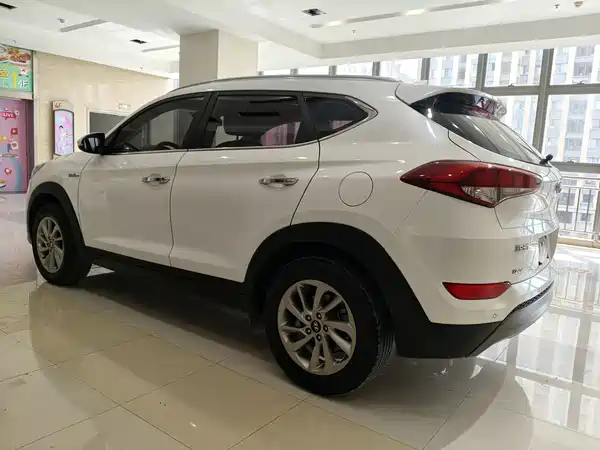 Hyundai Tucson 2015