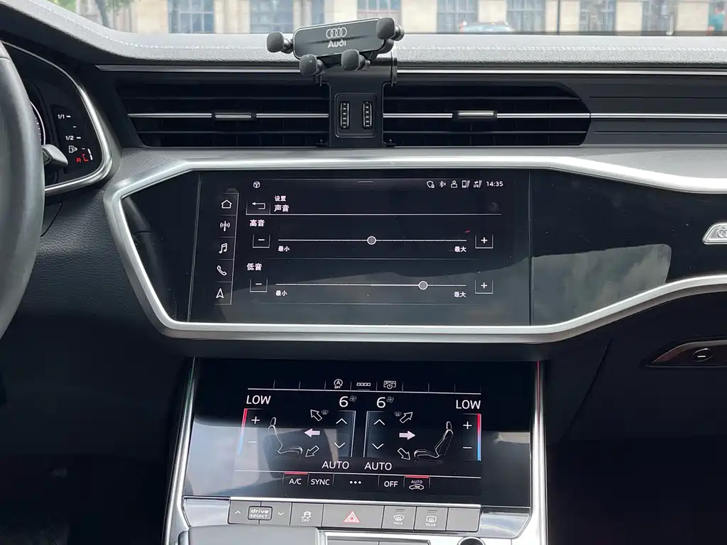 Audi A7L 2023 — фото 17