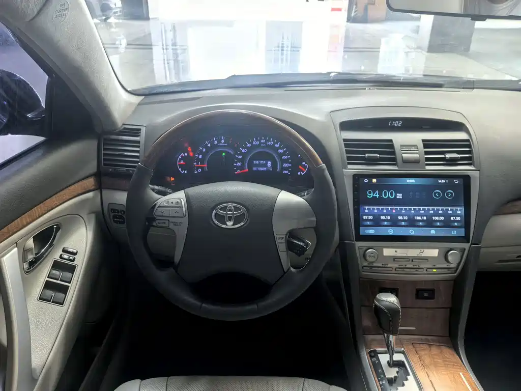 Toyota Camry 2009 — фото 14