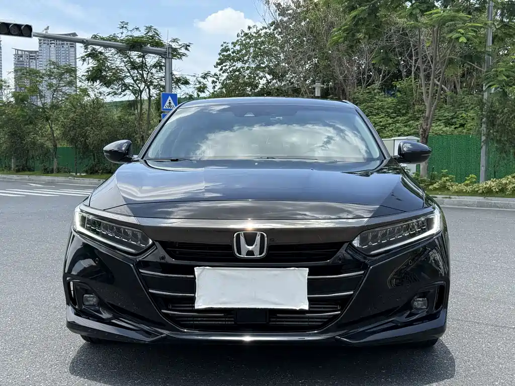 Honda Accord 2022 — фото 3
