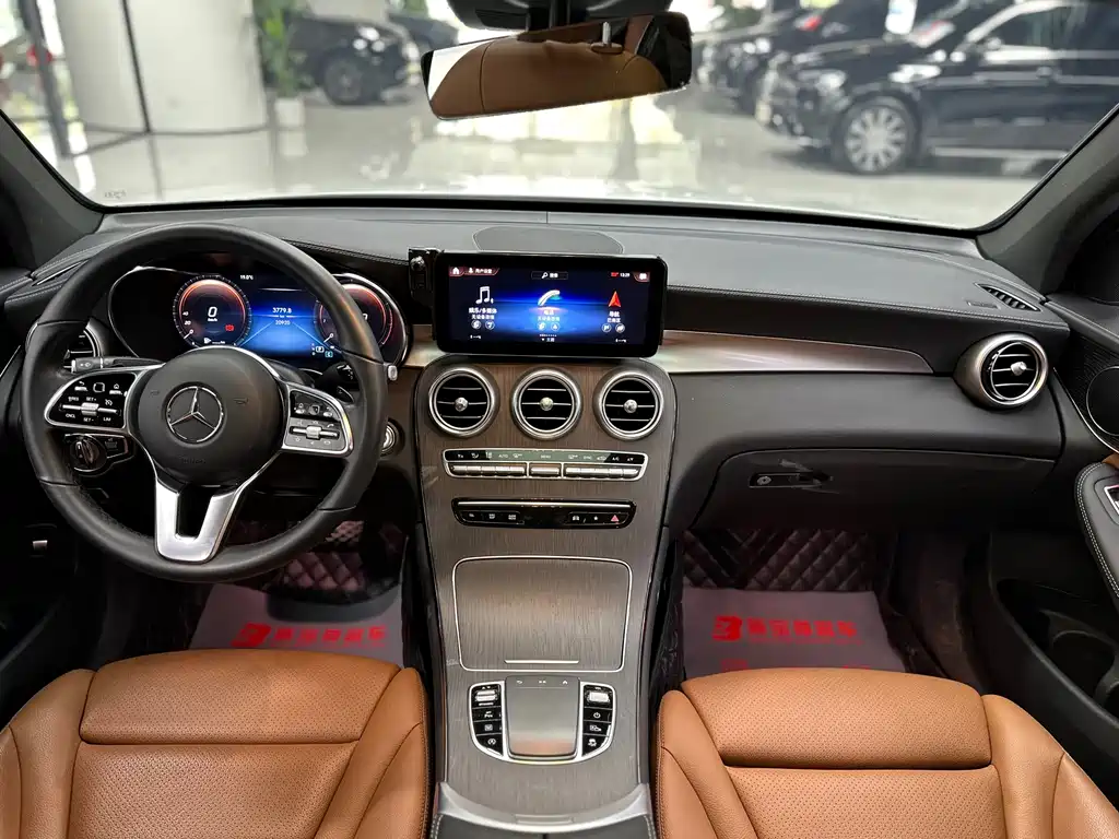 Mercedes-Benz GLC Coupe 2023 — фото 11