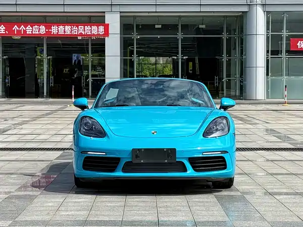 Porsche 718 2016