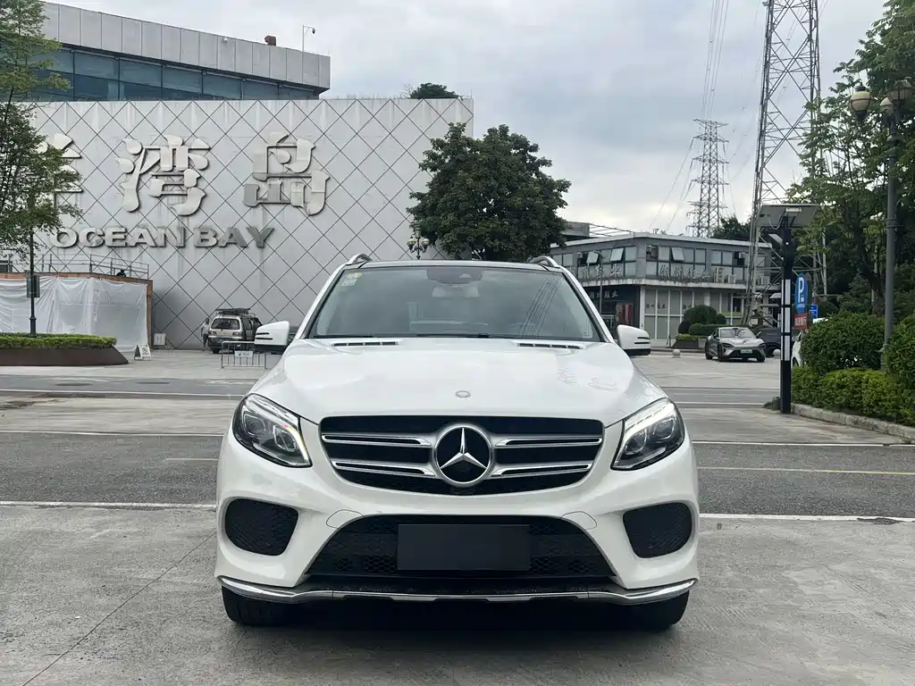 Mercedes-Benz GLE 2016 — фото 3