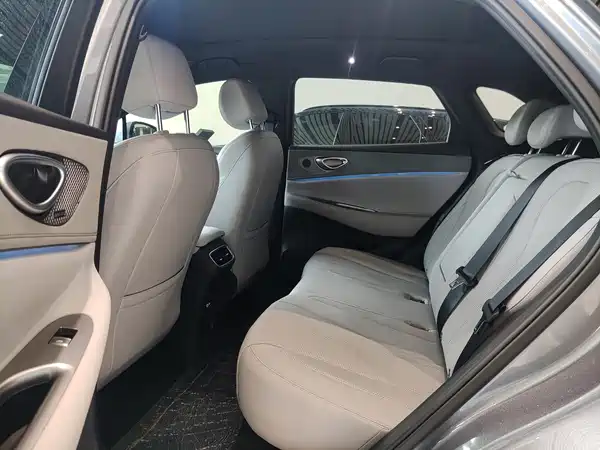 BYD Sealion 06 2025