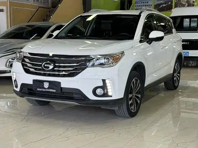 GAC Motor Trumpchi GS4 2017 — фото 1