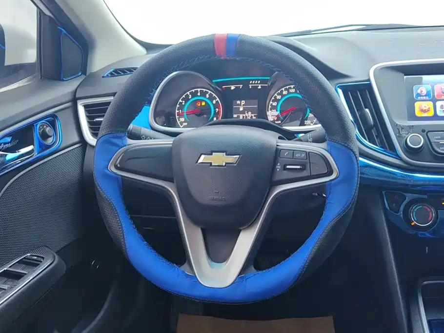 Chevrolet Cavalier 2018 — фото 15