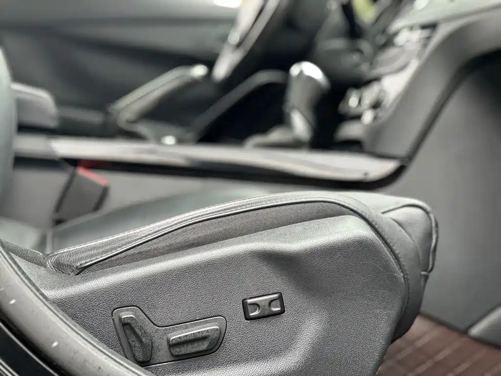 Peugeot 508 2013 — фото 23