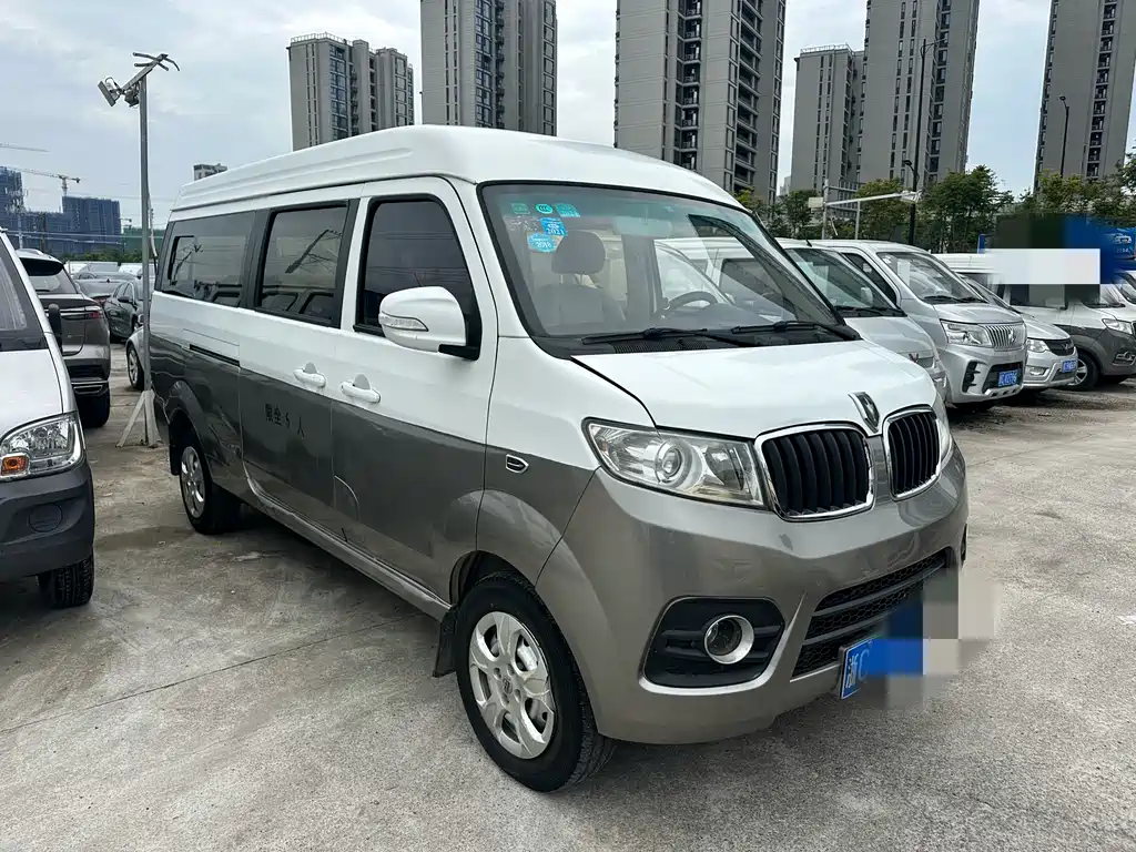 Jinbei Hiace X30L 2017 — фото 2