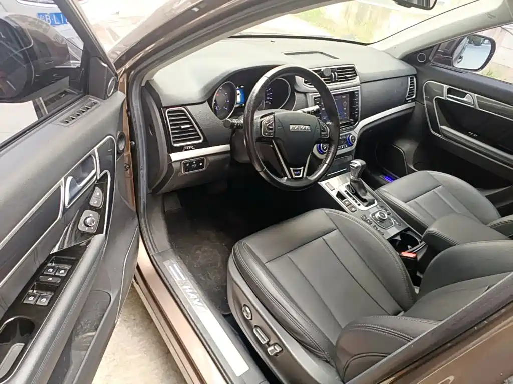Haval H6 Coupe 2016 — фото 16
