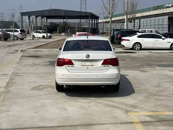Volkswagen Jetta 2014