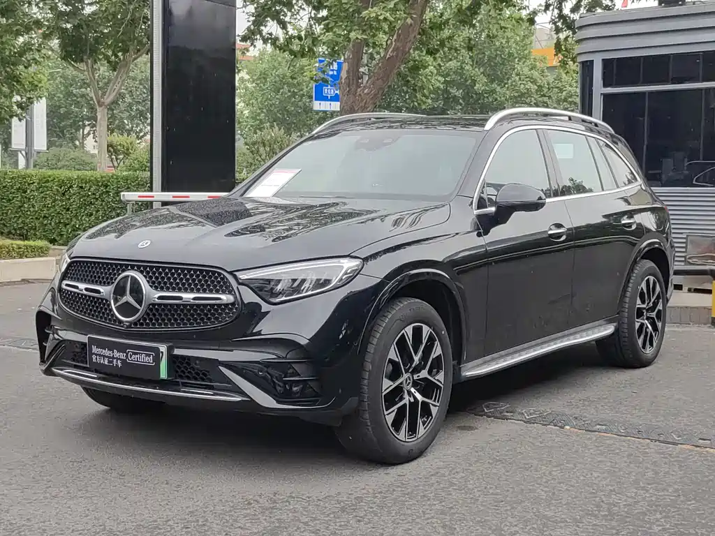 Mercedes-Benz GLC EV 2024 — фото 1