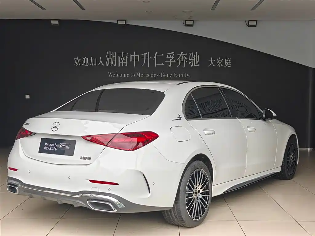 Mercedes-Benz C-Class 2025 — фото 14