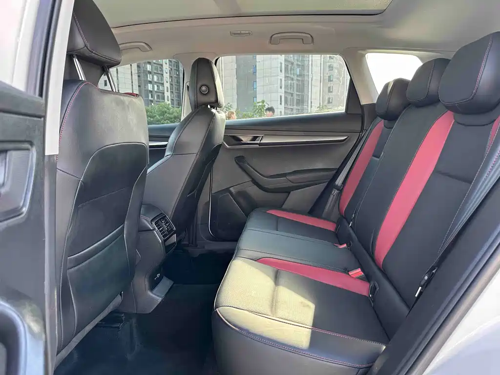 Skoda Karoq 2022 — фото 10