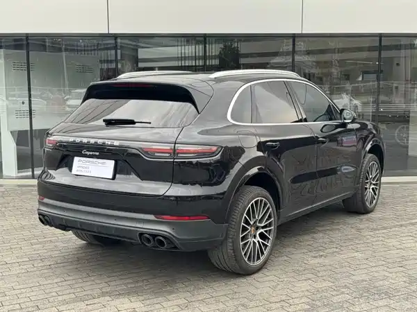 Porsche Cayenne 2022