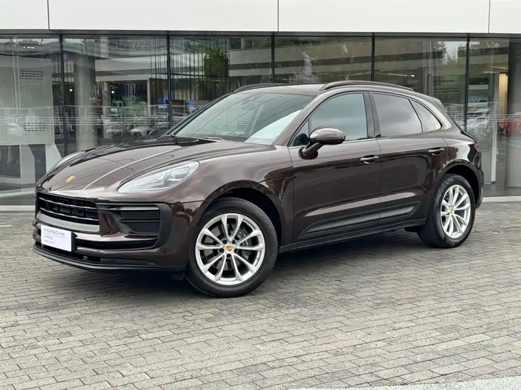 Porsche Macan 2022 — фото 1