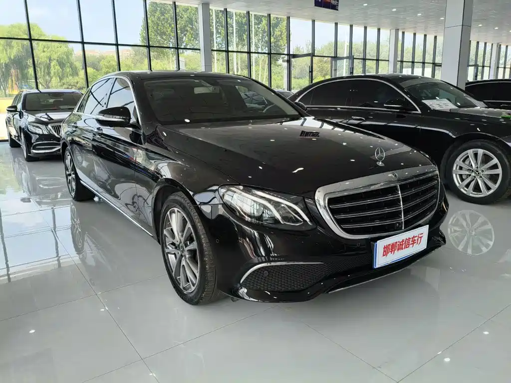 Mercedes-Benz E-Class 2019 — фото 3