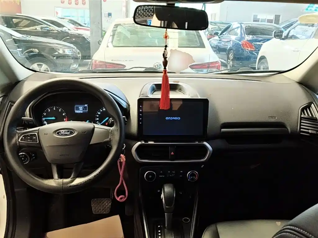 Ford Ecosport 2017 — фото 10